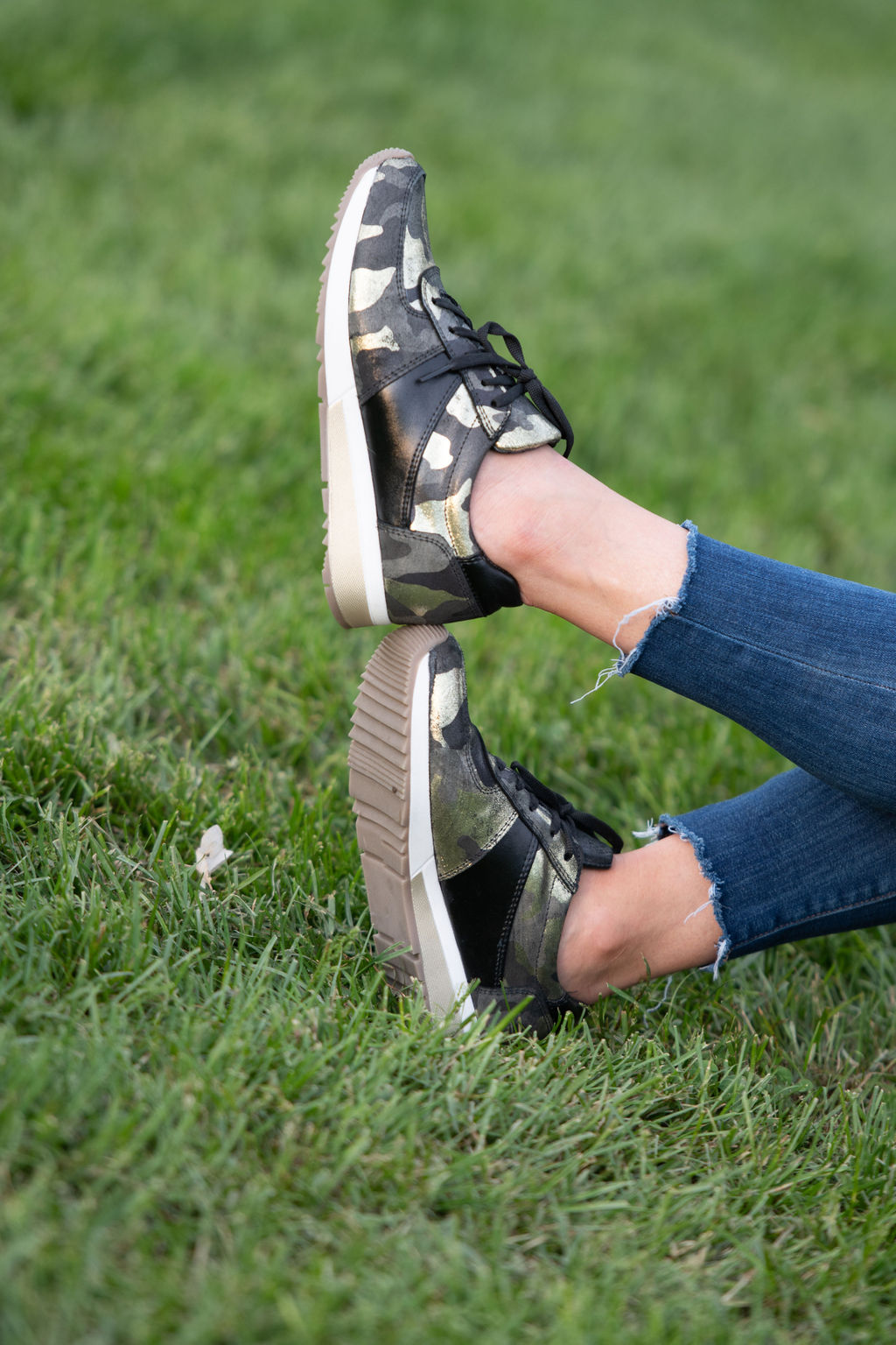 Holly Fashion Sneakers: Black Gold Camouflage